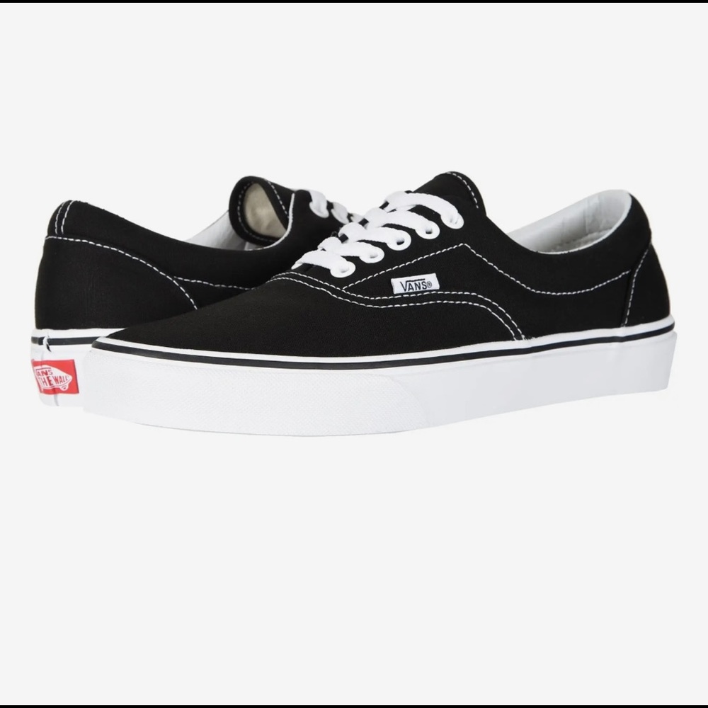 Vans

Era™ Core Classics US men 8.0.  US women 9.5